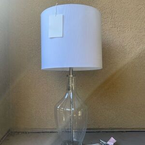 Brand-new lamp from Conn's with tags! Stylish adjustable brightness Great price!